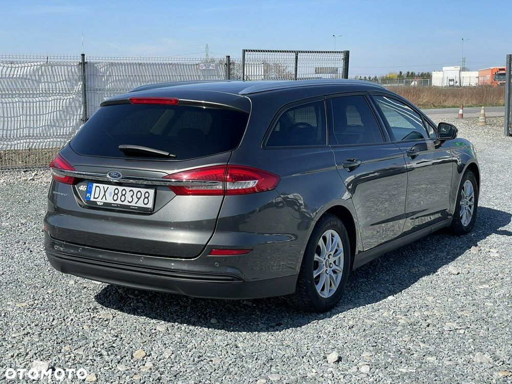 Ford Mondeo 2.0 TDCi Ambiente PowerShift - 6