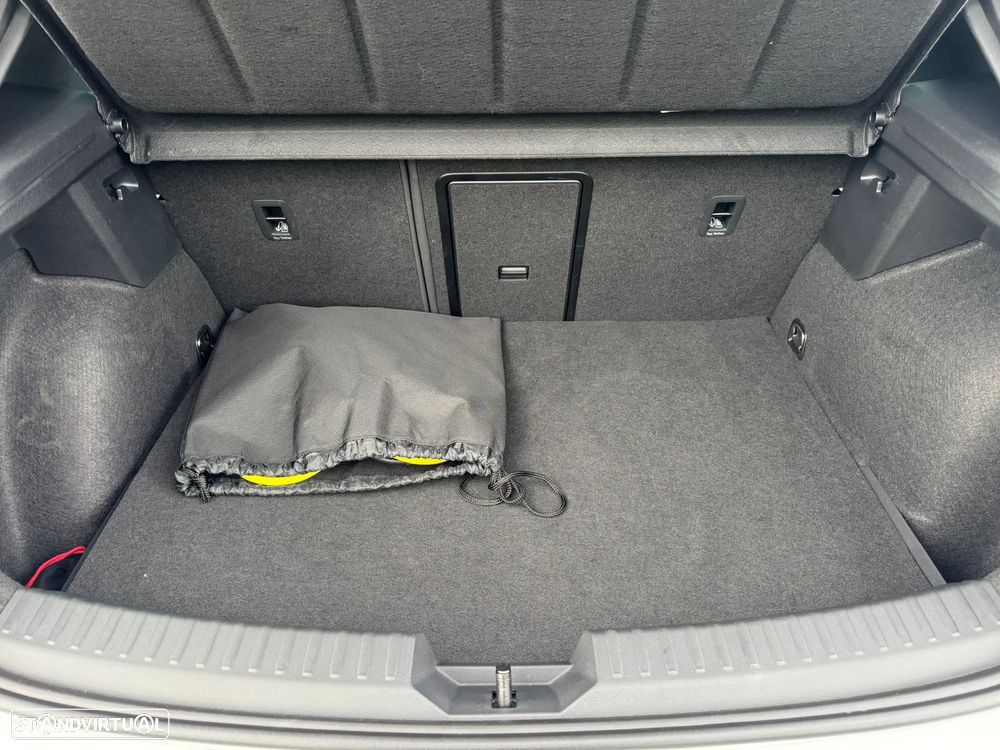 Cupra Leon 1.4 e-Hybrid VZ DSG - 39