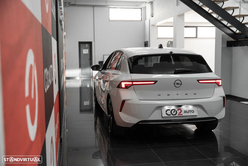 Opel Astra 1.2 T Elegance - 6