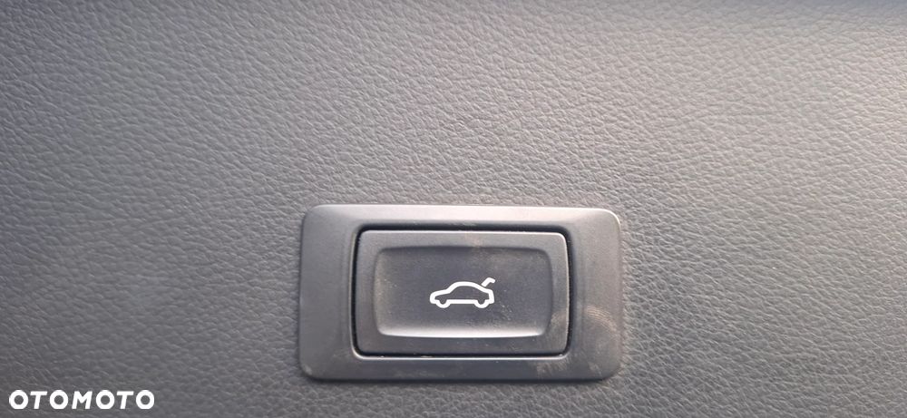 Audi A6 Avant 2.0 TDI ultra S tronic - 19