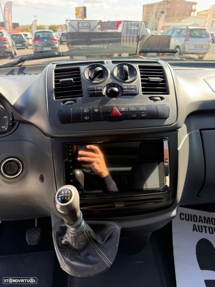 Mercedes-Benz Vito 5 LUGARES - 30