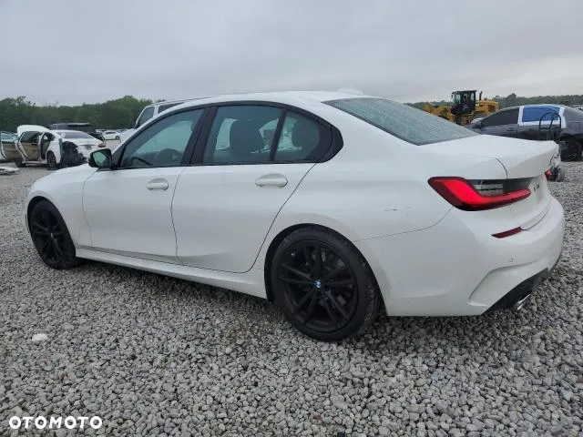 BMW Seria 3 318i Business Edition sport - 2
