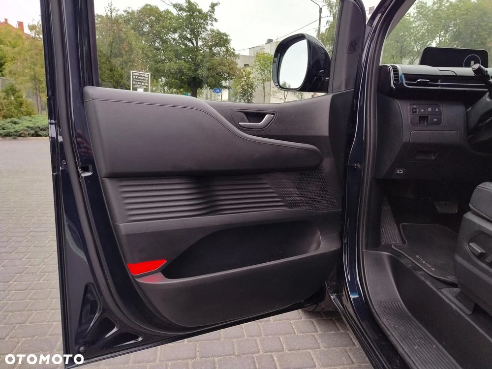 Hyundai Staria 1.6 T-GDI HEV Smart VIP - 10