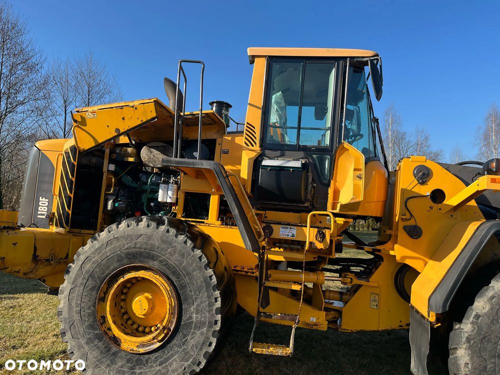 Volvo L180F - 16