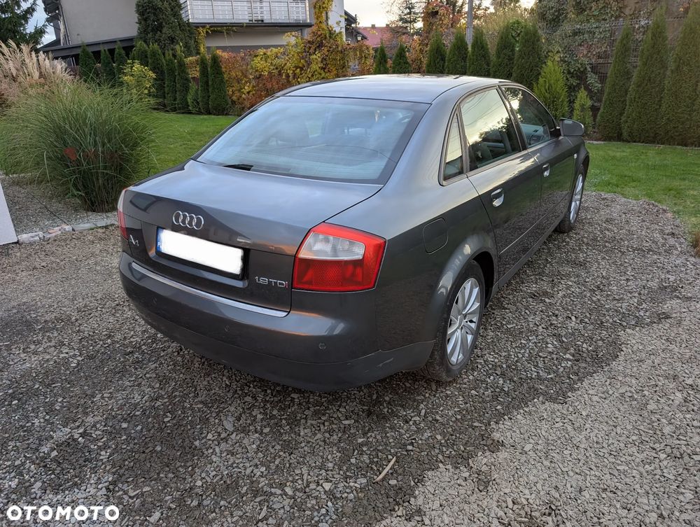 Audi A4 - 4