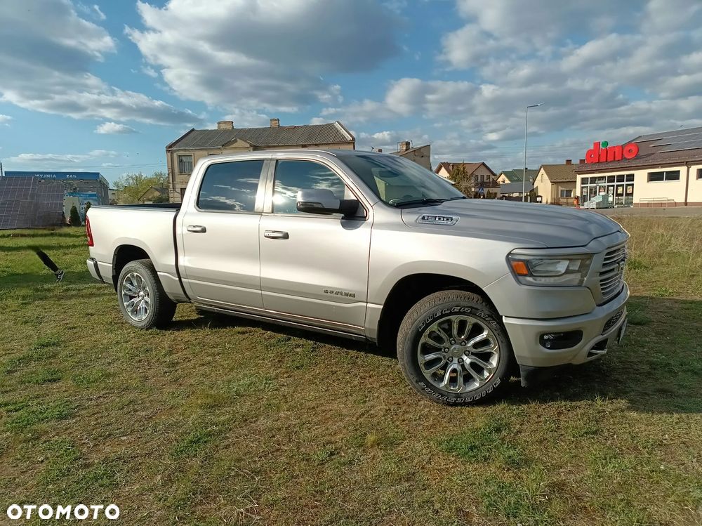 RAM 1500 Crew Cab Shortbed Laramie - 26