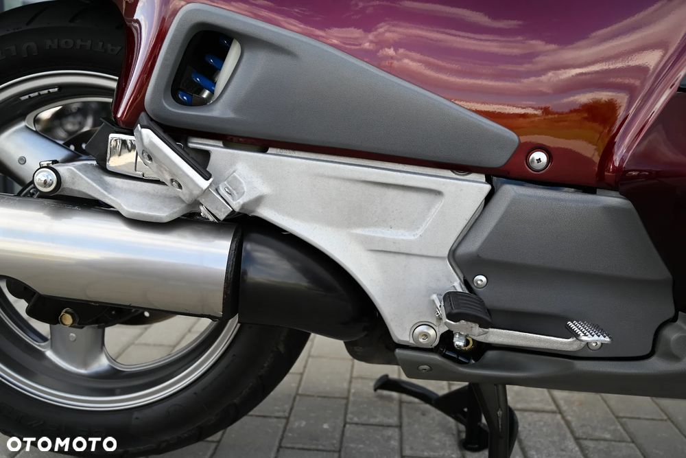 Honda ST - 33