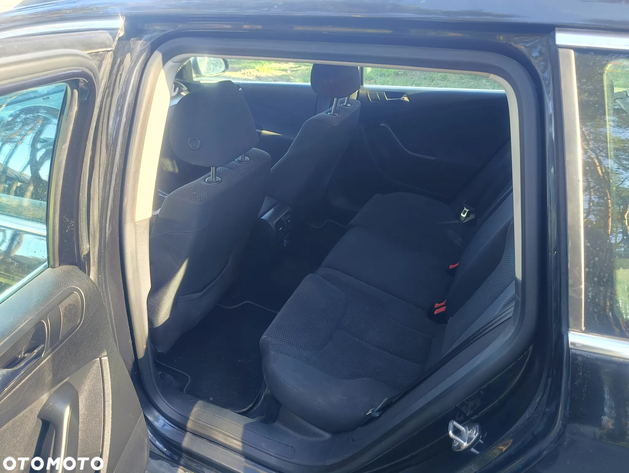Volkswagen Passat 1.9 TDI Comfortline - 6