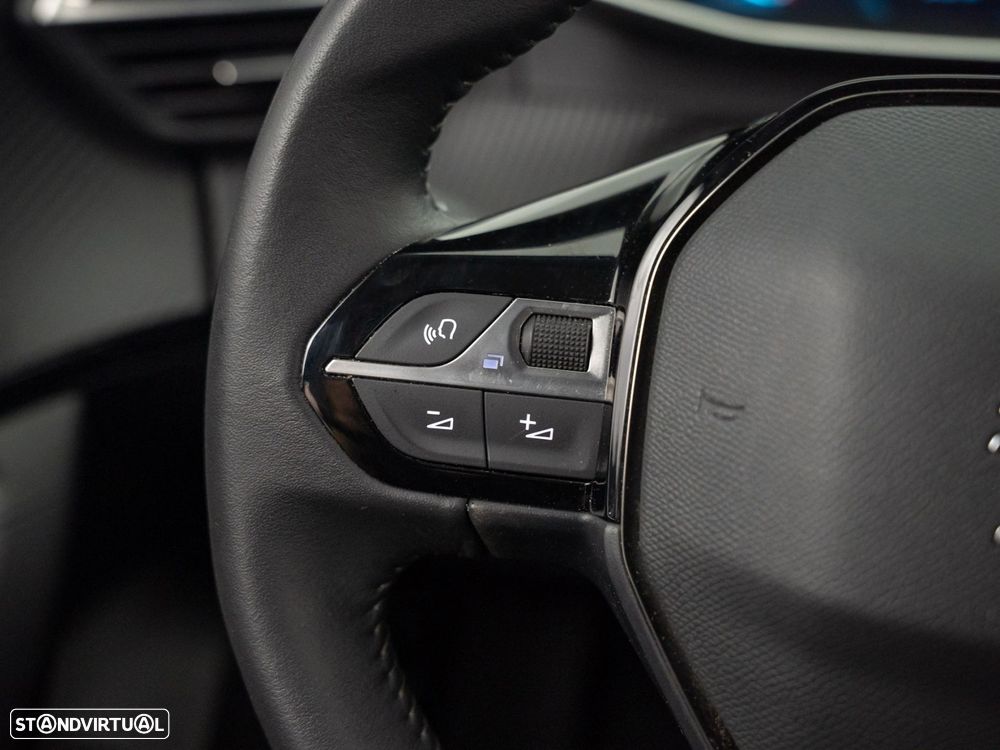 Peugeot e-2008 50 kWh Allure Pack - 22