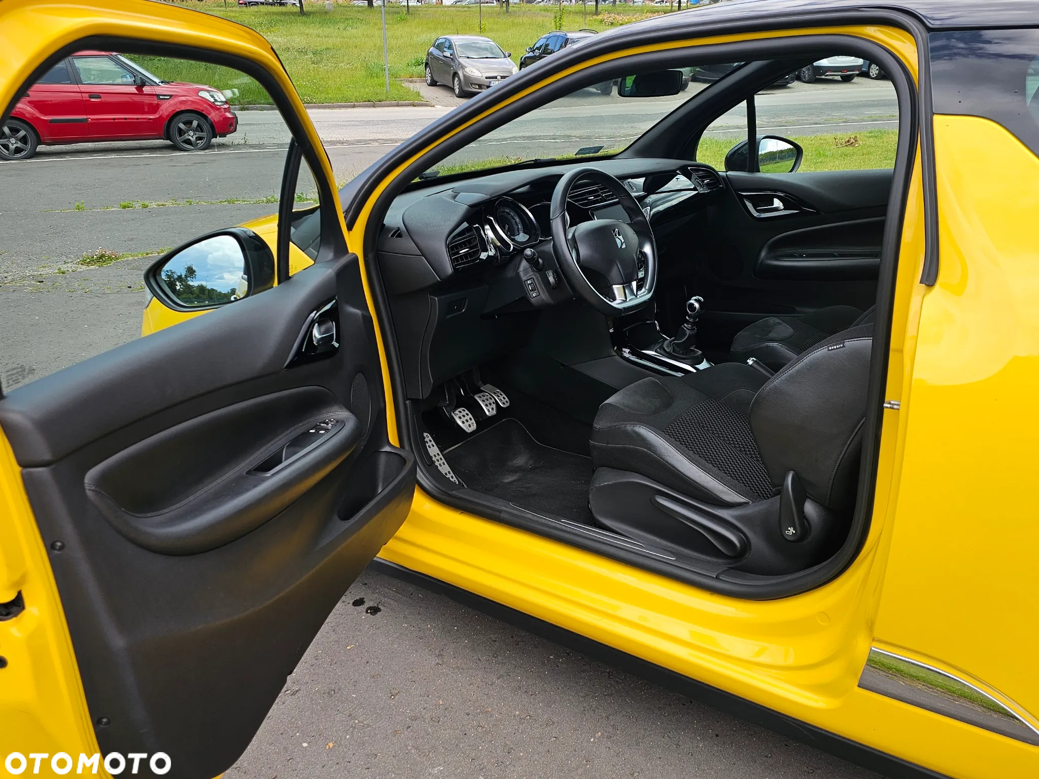 Citroën DS3 1.6 THP SportChic - 10