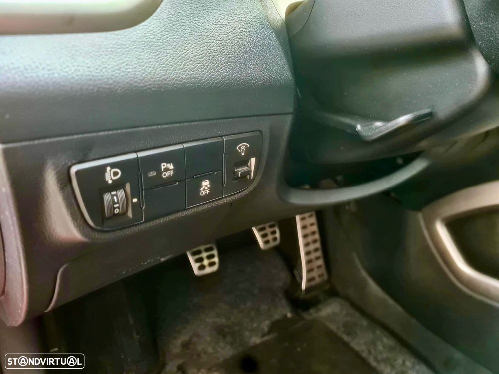 Hyundai Veloster 1.6 blue Style - 17