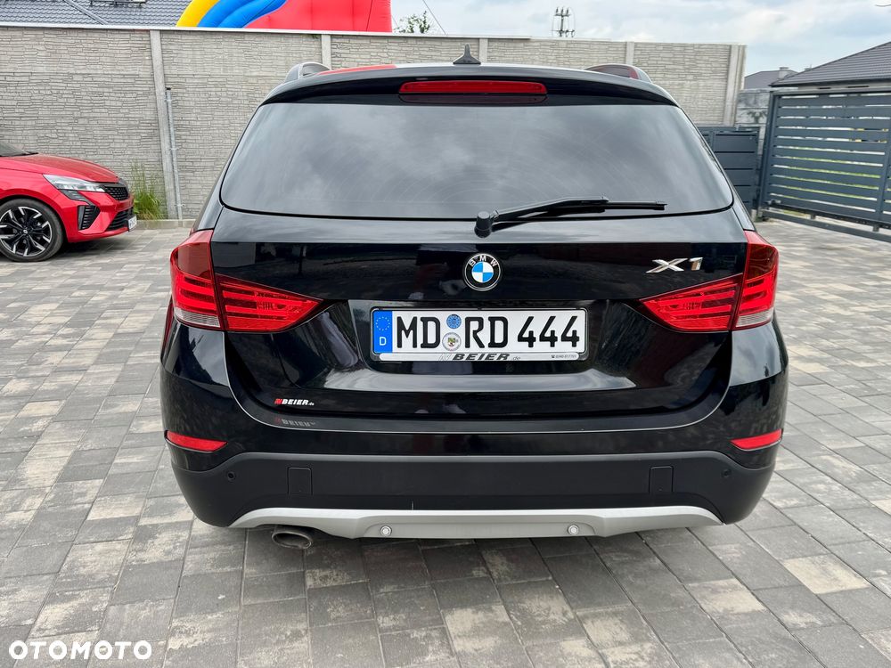 BMW X1 xDrive18d xLine - 32