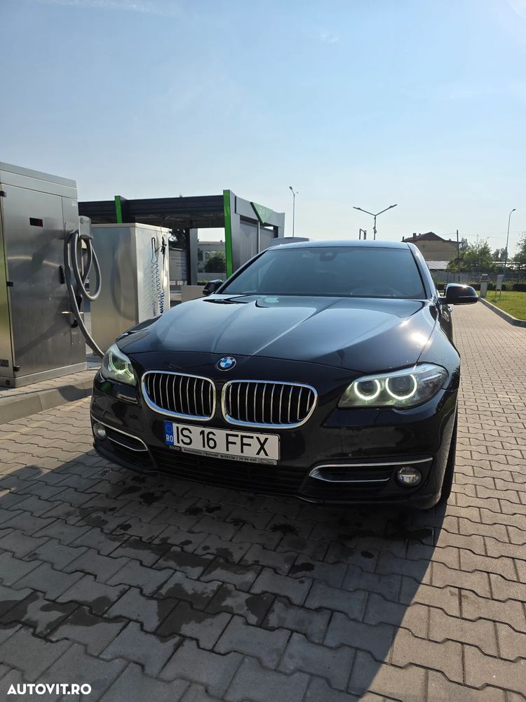 BMW Seria 5 520d Aut. Luxury Line - 1