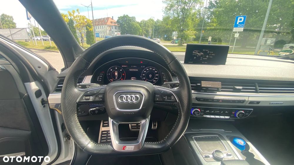 Audi Q7 3.0 TDI ultra Quattro Tiptronic - 23