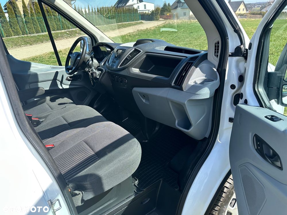 Ford Transit - 10