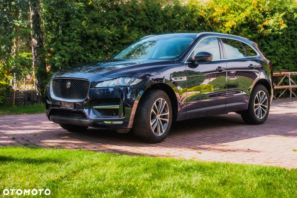 Jaguar F-Pace 2.0 i4D AWD R-Sport - 38