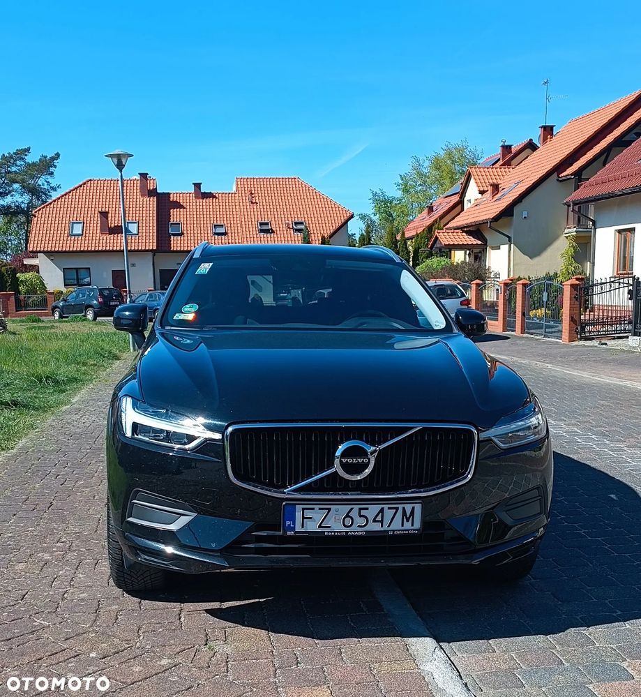 Volvo XC 60 T4 Momentum - 5