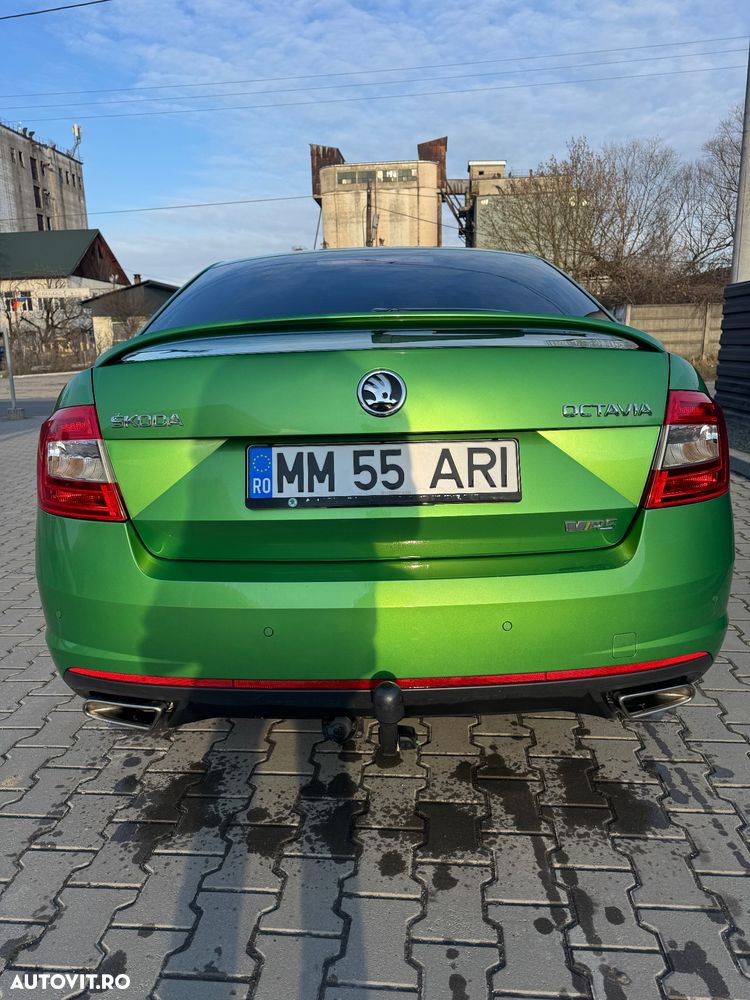 Skoda Octavia 2.0 TSI RS - 7