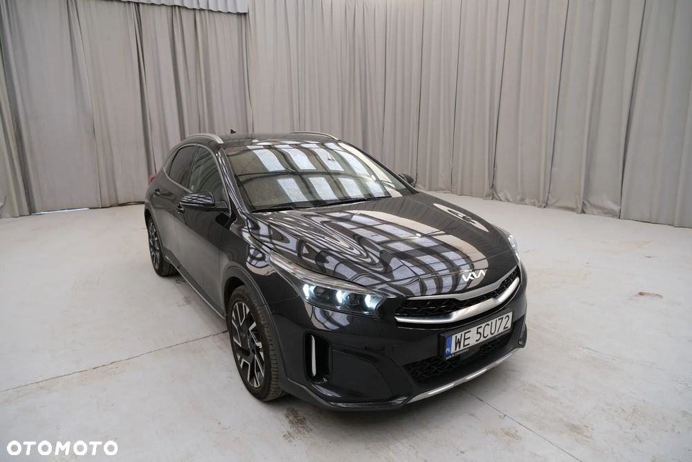 Kia XCeed 1.5 T-GDI Business Line DCT - 4