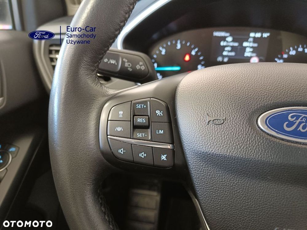 Ford Focus 2.0 EcoBlue STart-Stopp-System TITANIUM - 17