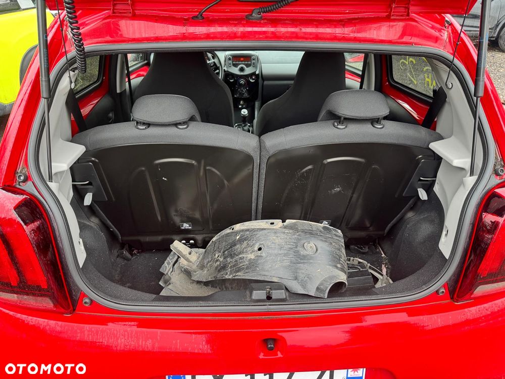 Peugeot 108 VTI 72 Top Allure - 11