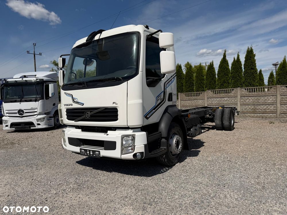 Volvo FL 240 / Rama do zabudowy / DMC 16 000 kg. / - 11