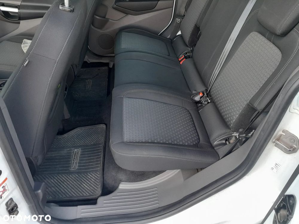 Ford Transit Connect - 7