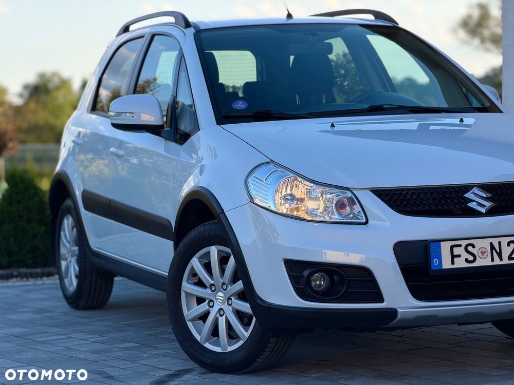 Suzuki SX4 1.6 VVT 4x4 Style - 10