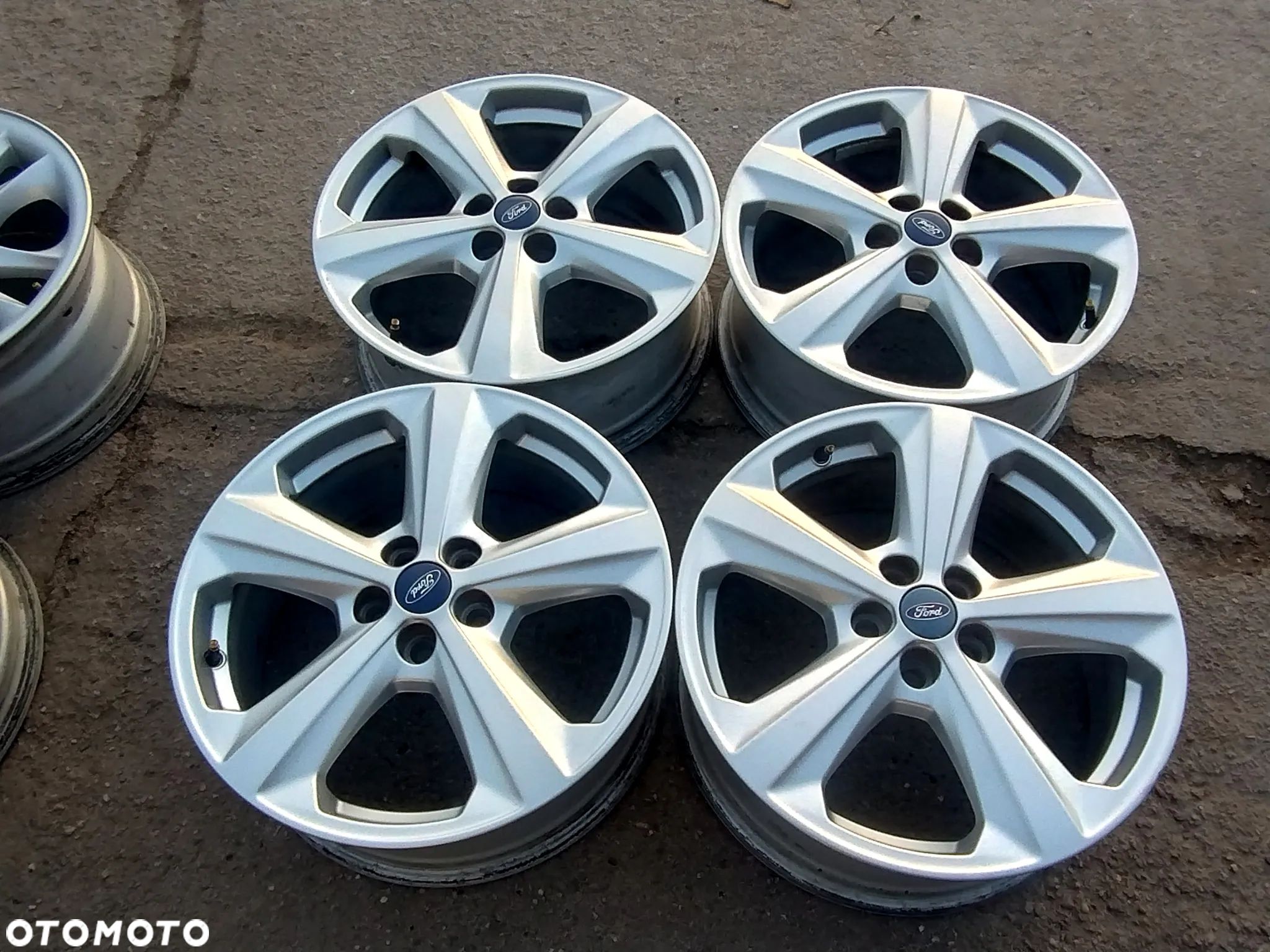 5x108 Felgi Aluminiowe Alufelgi 18 Koła FORD KUGA I II 2 GALAXY II 2 III 3 CMAX FOCUS MONDEO MK3 MK4 SMAX  I II 2 TRANSIT TOURNEO CONNECT VOLVO XC70 V50 V60 S40 C30 XC60 V40 S60 Legnica ALU-RAD - 1