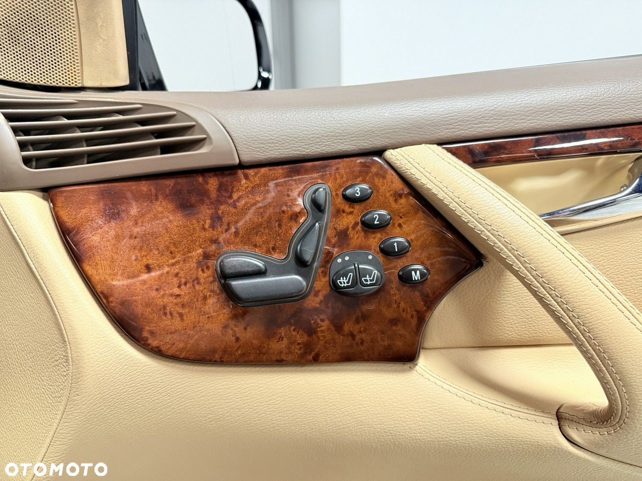 Mercedes-Benz CL - 27