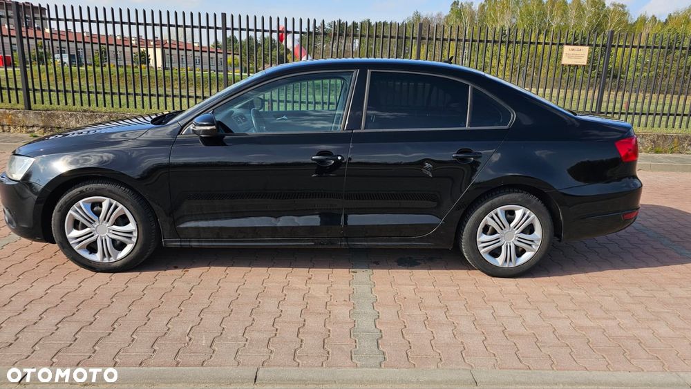 Volkswagen Jetta 1.6 TDI BMT Trendline - 6