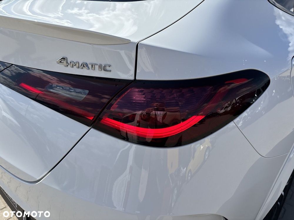 Mercedes-Benz GLC - 11