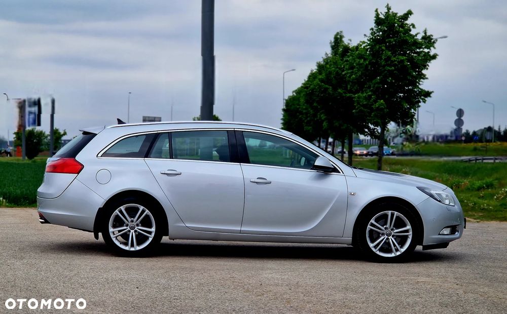 Opel Insignia 2.0 Turbo - 11