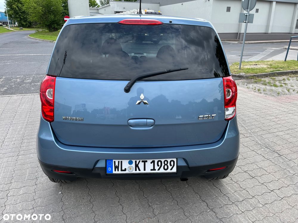 Mitsubishi Colt - 6
