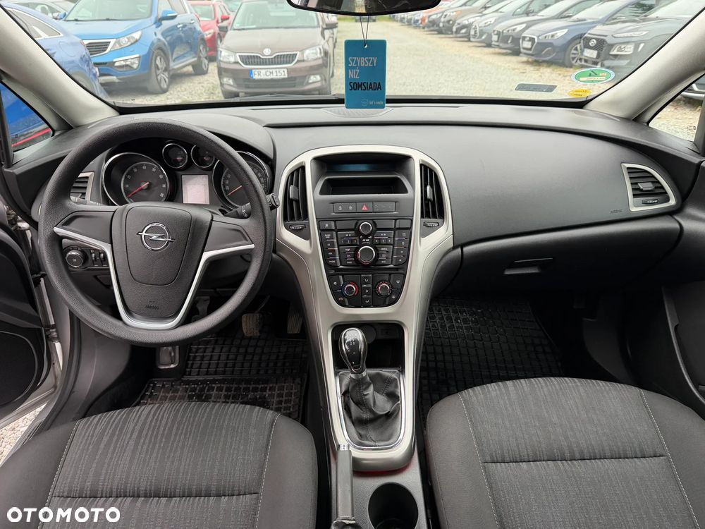 Opel Astra - 25
