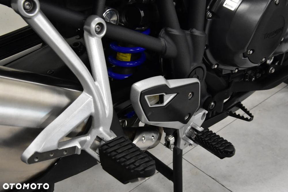 Triumph Tiger - 23