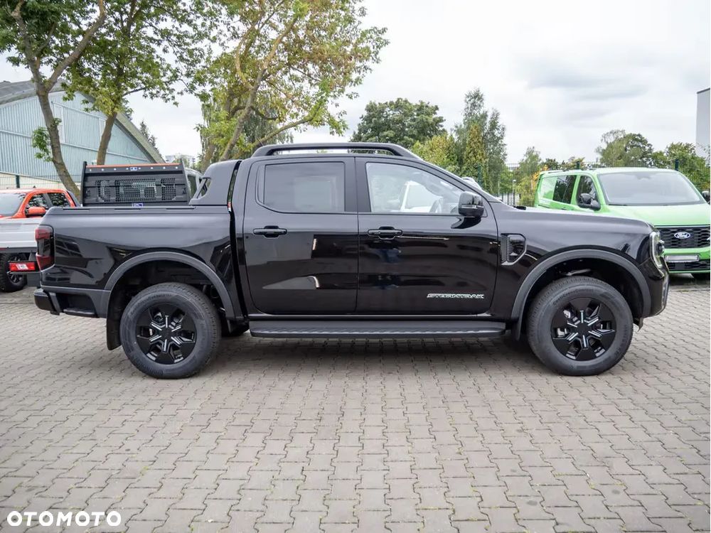 Ford STORMTRAK - 3