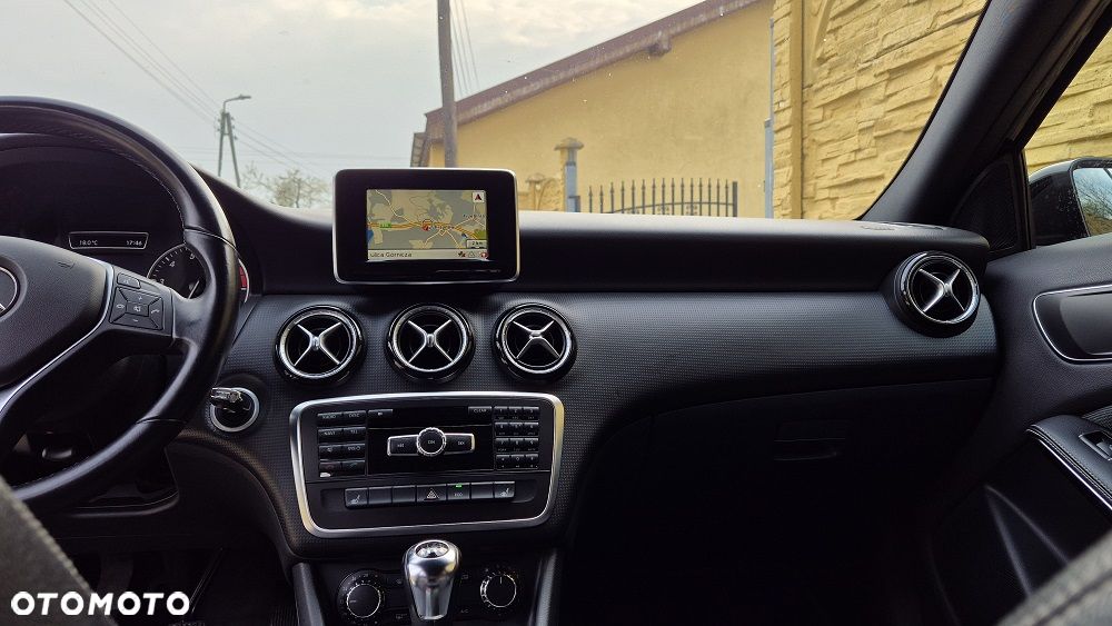 Mercedes-Benz Klasa A 180 (BlueEFFICIENCY) Urban - 11