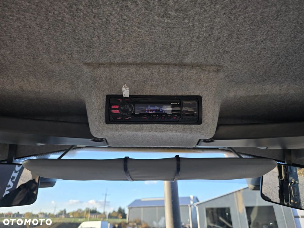 Volvo BL71B - 24