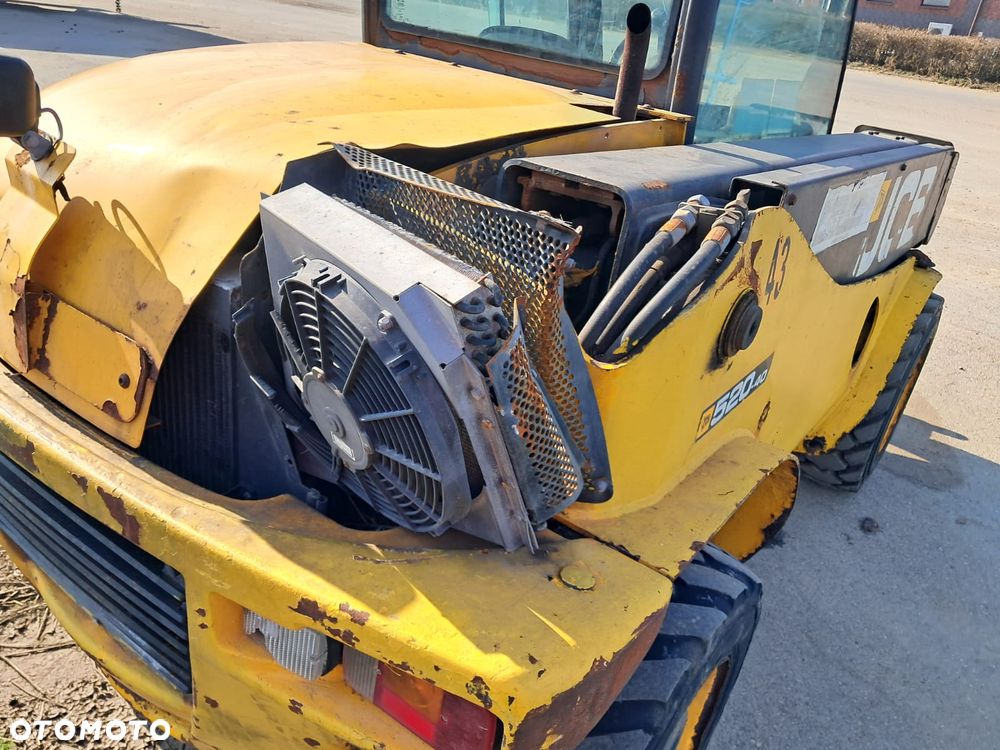 JCB 520-40 - 3