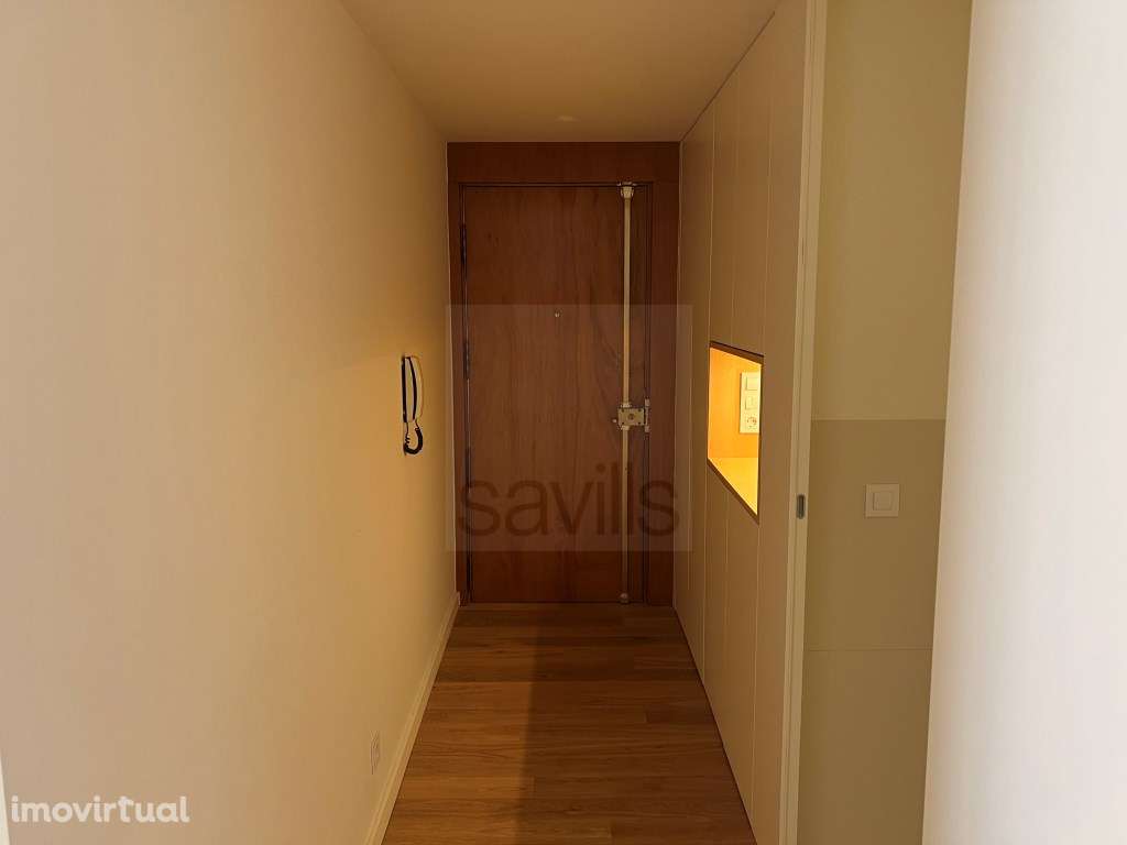 Apartamento T3 totalmente renovado na zona do Campo Alegre - Grande imagem: 2/22