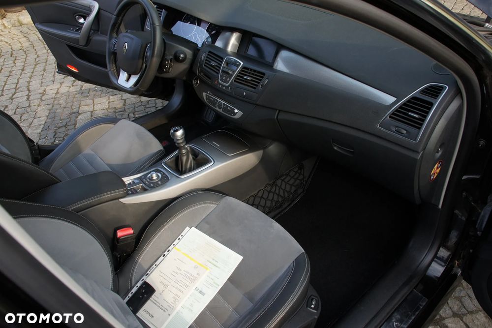 Renault Laguna dCi 150 FAP GT - 26