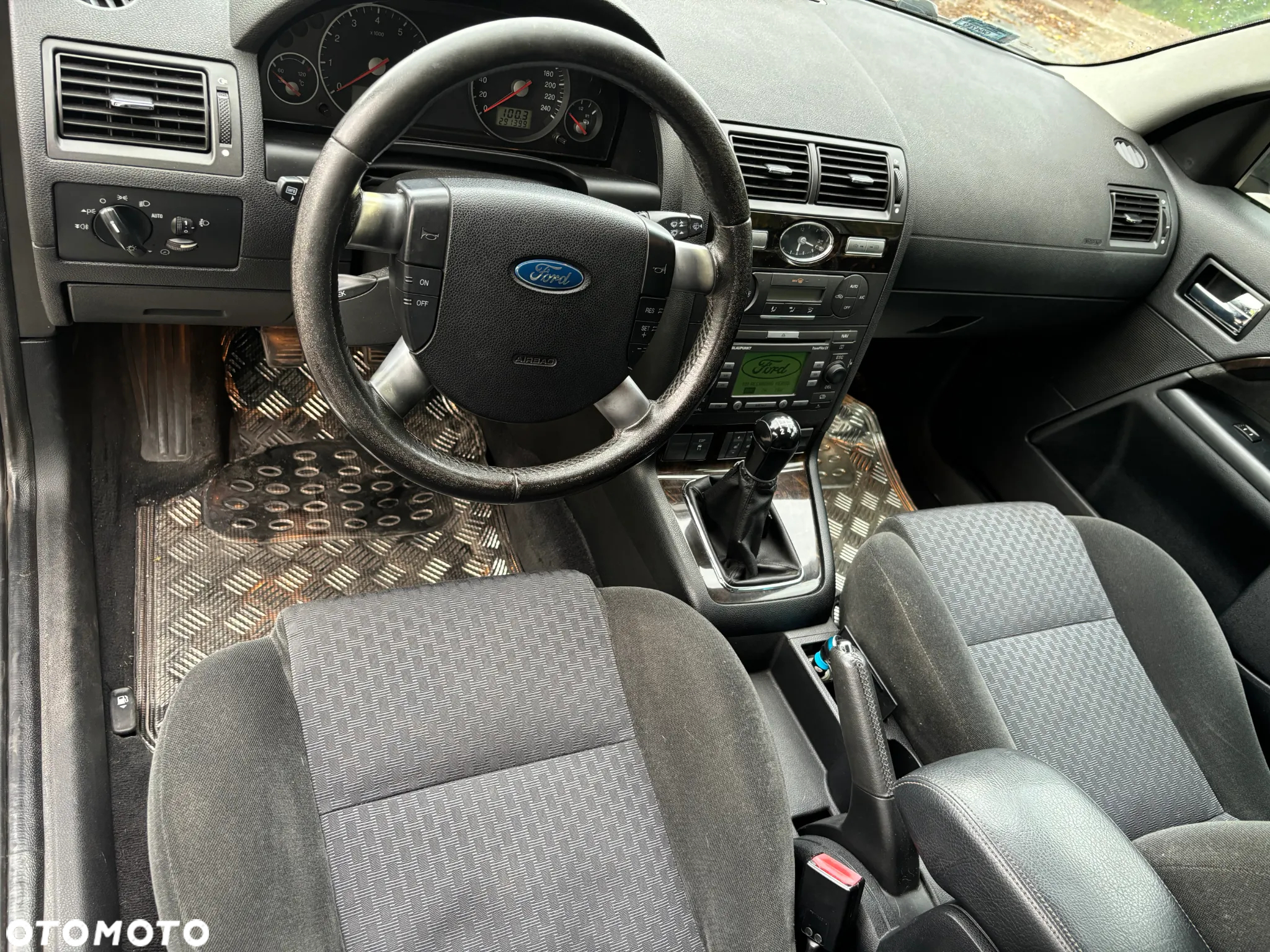 Ford Mondeo - 16