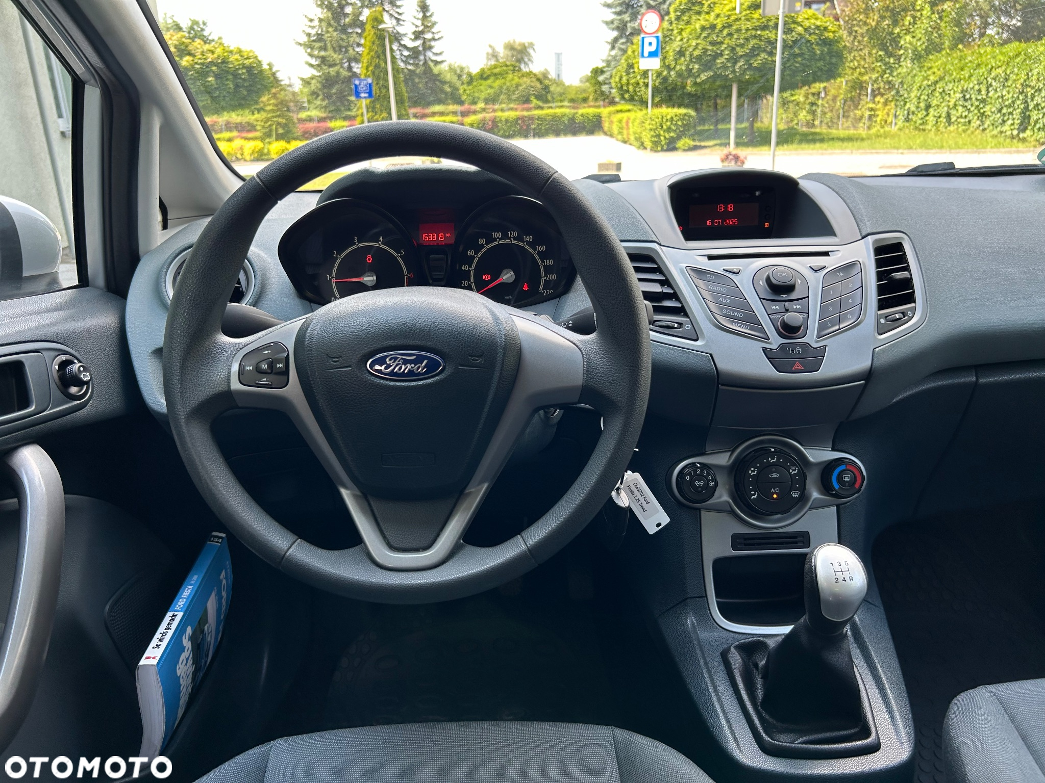 Ford Fiesta 1.25 Ambiente - 10