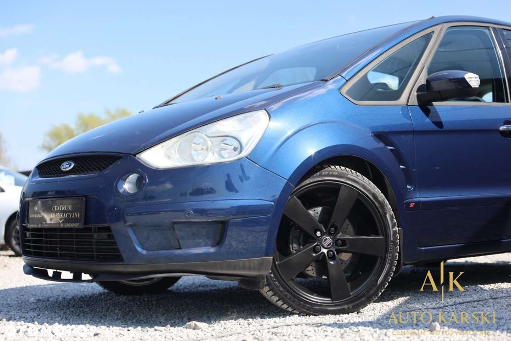 Ford S-Max - 9
