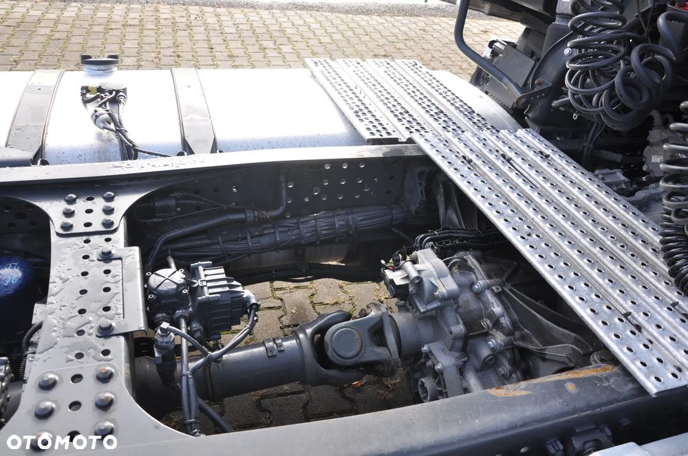 Mercedes-Benz ACTROS 1845 LOW DECK - 23