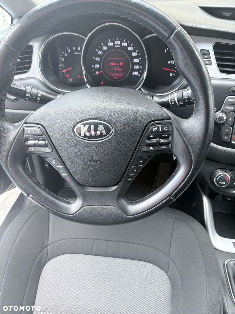 Kia Ceed - 7