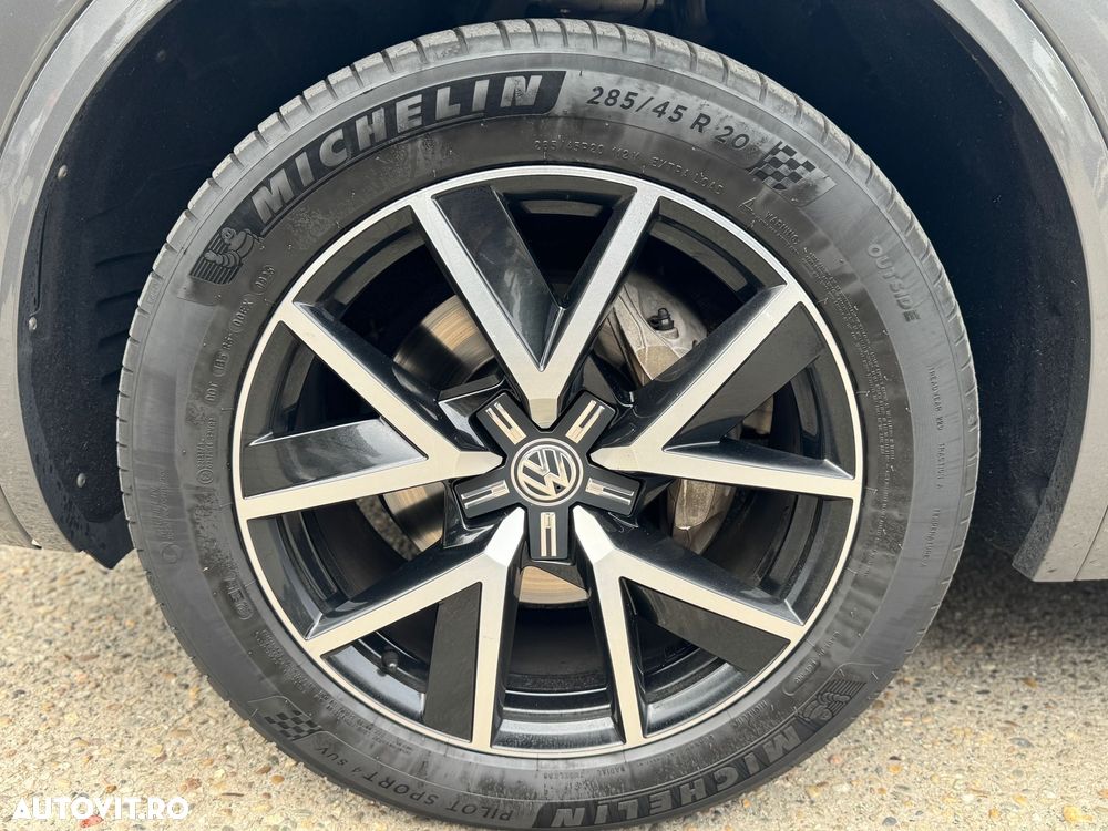 Volkswagen Touareg 3.0 V6 TDI 4Motion DPF Automatik R-Line - 10