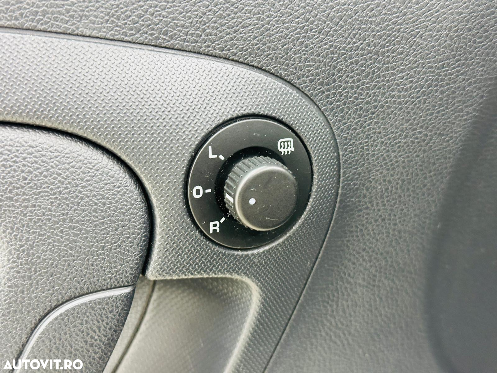 Skoda Roomster - 17