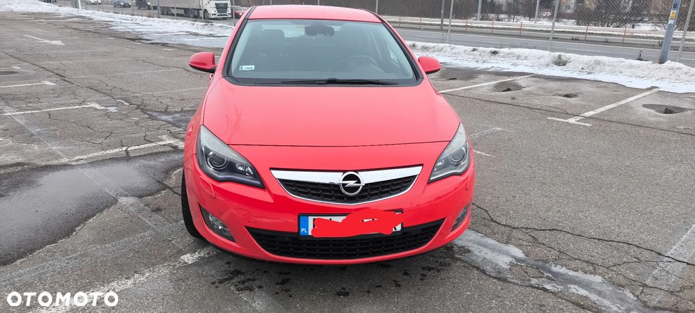 Opel Astra 1.6 Turbo Cosmo - 5
